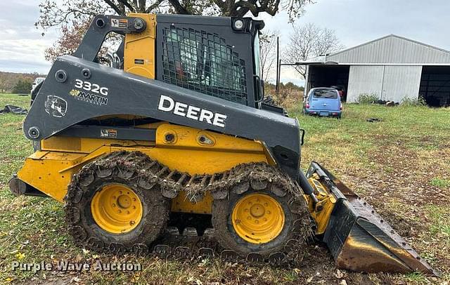 Image of John Deere 332G equipment image 3