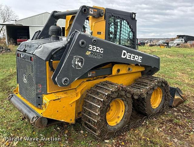 Image of John Deere 332G equipment image 4