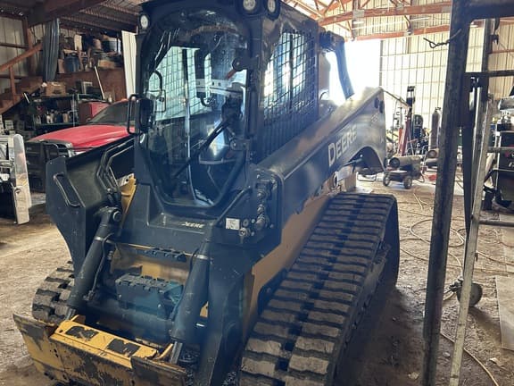 Image of John Deere 333G equipment image 2