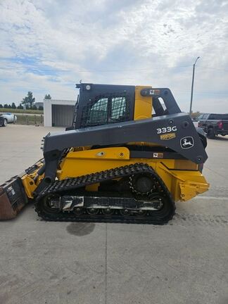 2018 John Deere 333G Equipment Image0