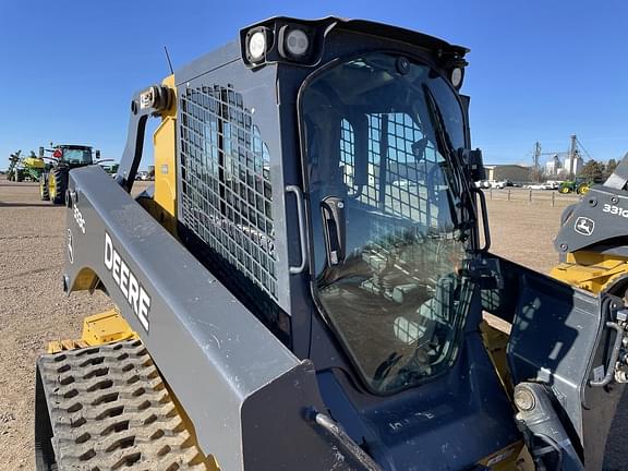 Image of John Deere 333G equipment image 4