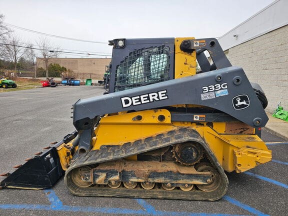 2018 John Deere 333G Equipment Image0