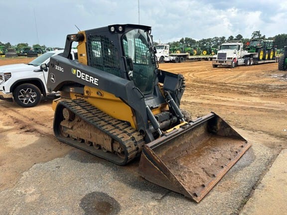 Main image John Deere 333G
