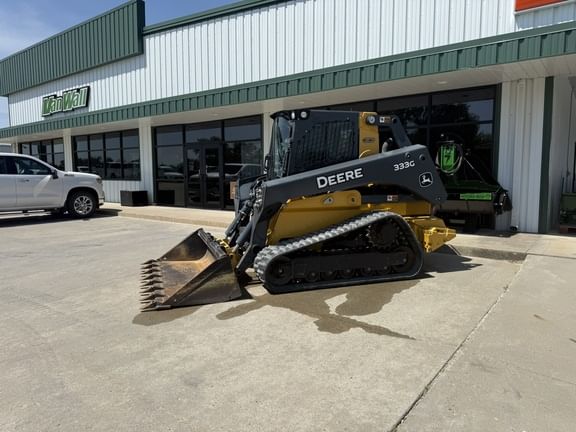 Main image John Deere 333G