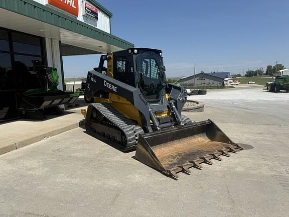 Image of John Deere 333G equipment image 2