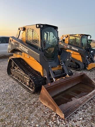 Image of John Deere 333G equipment image 1