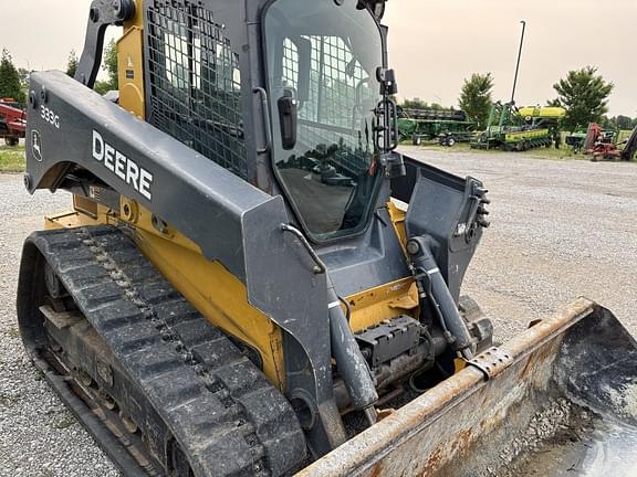 Image of John Deere 333G equipment image 1