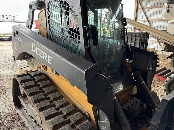 Image of John Deere 333G equipment image 2