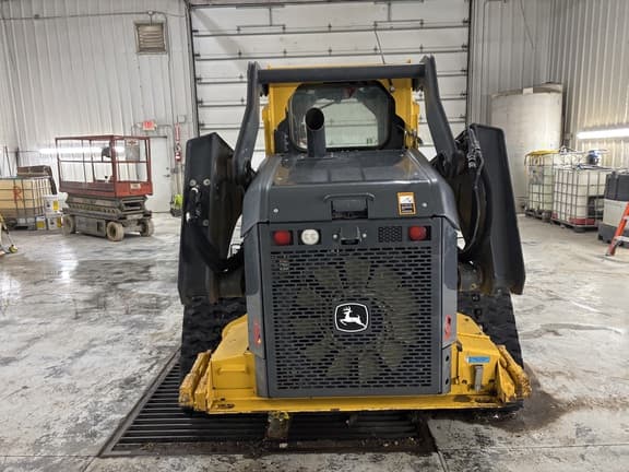 Image of John Deere 333G equipment image 3
