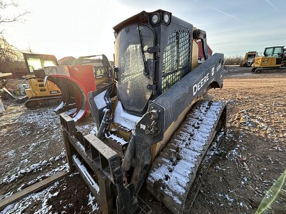 Image of John Deere 333G Primary image