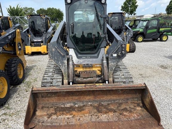 Image of John Deere 333G equipment image 2