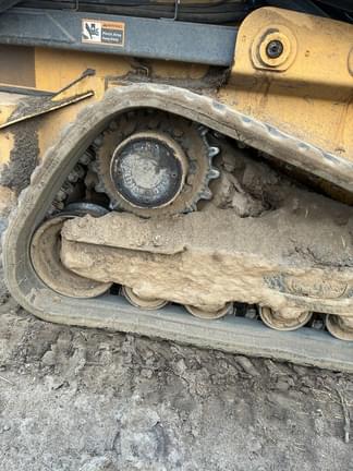 Image of John Deere 333G equipment image 3