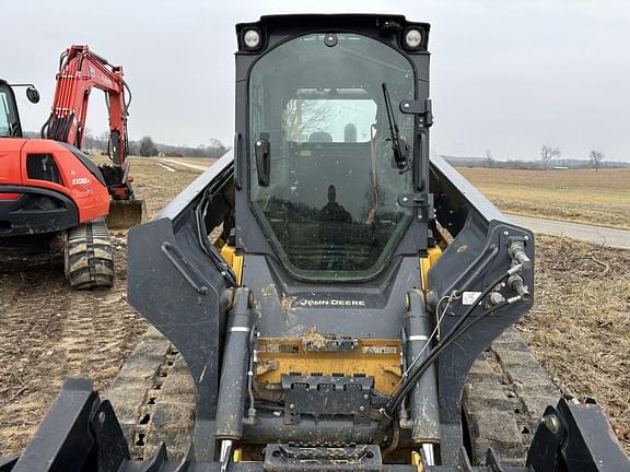 Image of John Deere 333G equipment image 4