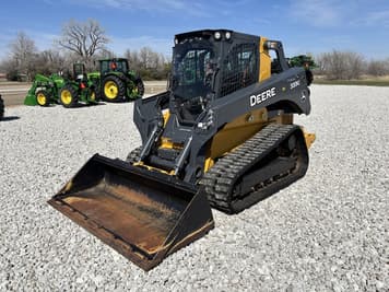 Main image John Deere 333G