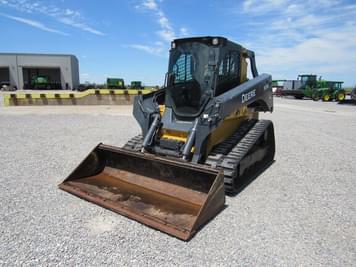 Main image John Deere 333G