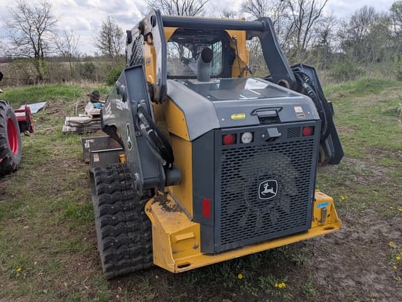 Image of John Deere 333G equipment image 2