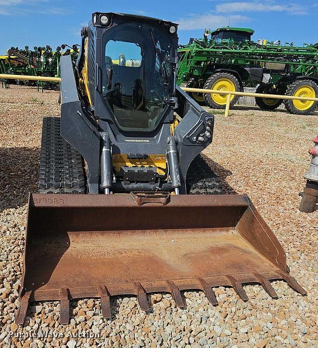 Image of John Deere 333G equipment image 1