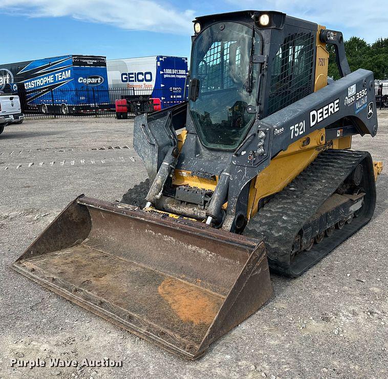 Image of John Deere 333G Primary image