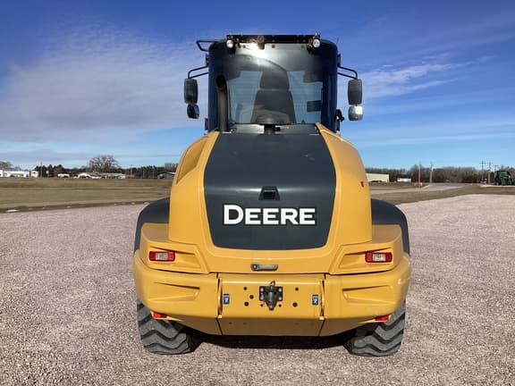 Image of John Deere 344L equipment image 4