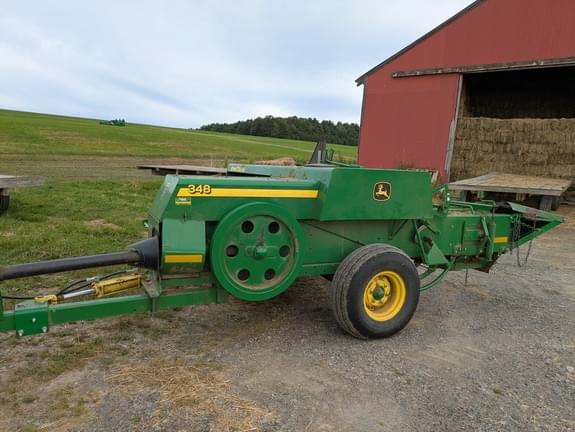 Image of John Deere 348 equipment image 1