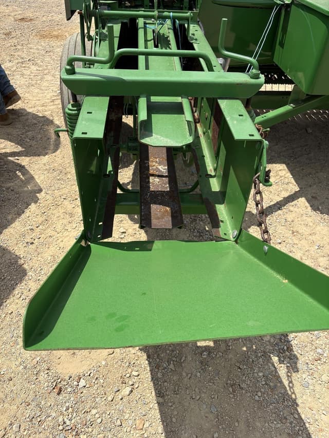 Image of John Deere 348 equipment image 3