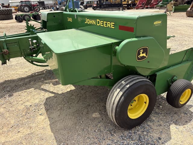 Image of John Deere 348 equipment image 1