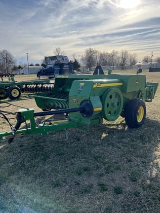 Main image John Deere 348