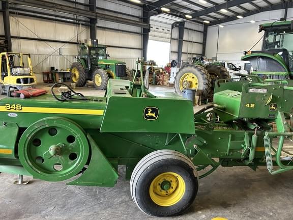 Image of John Deere 348 equipment image 4