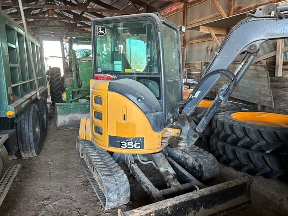 2018 John Deere 35G Equipment Image0