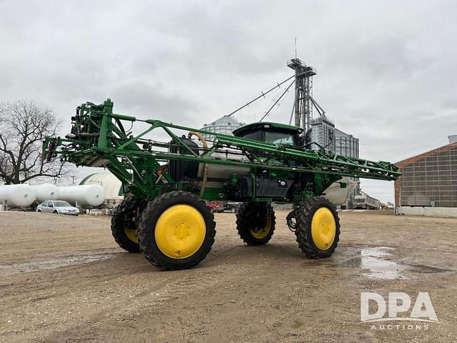 Image of John Deere R4030 equipment image 4