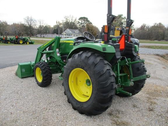Image of John Deere 4044M equipment image 2