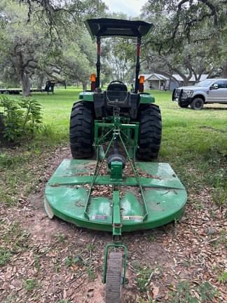 Image of John Deere 4044M equipment image 4