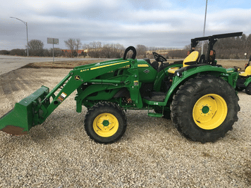 Main image John Deere 4044R