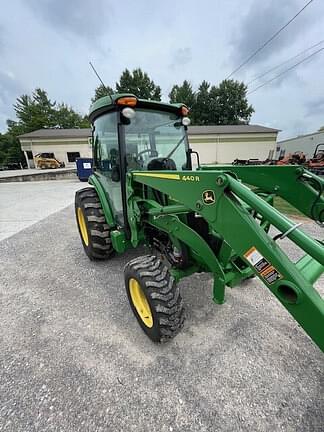 Image of John Deere 4044R equipment image 3