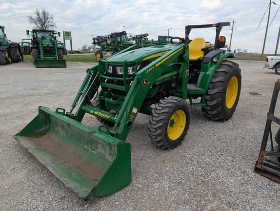 Image of John Deere 4044R equipment image 1