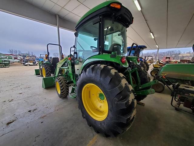 Image of John Deere 4044R equipment image 2