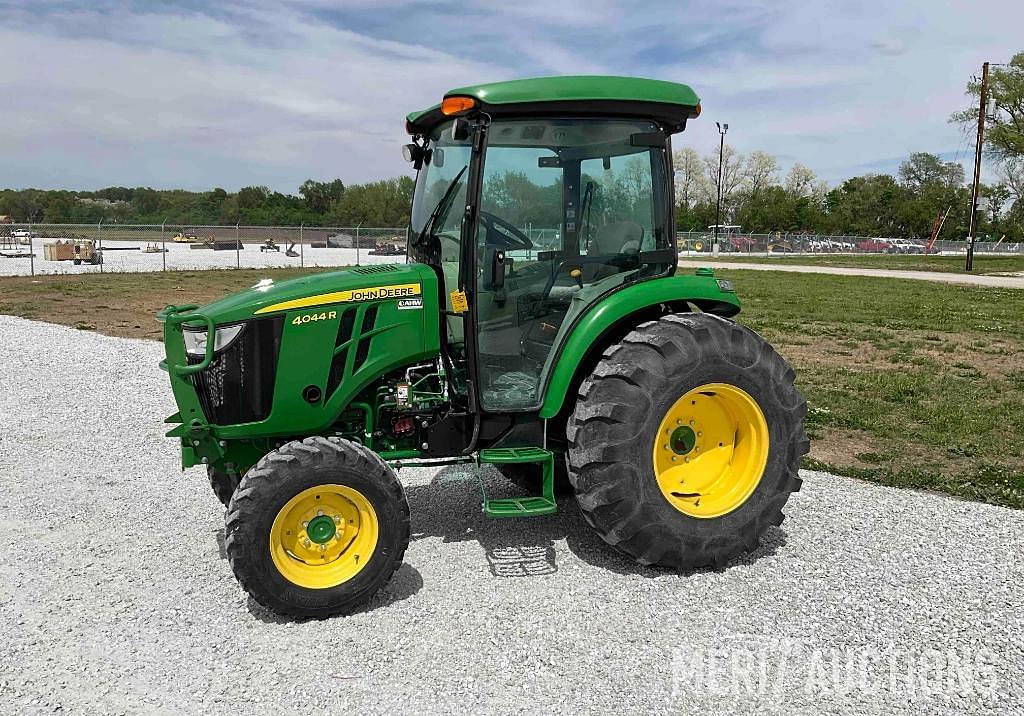 Image of John Deere 4044R Primary image