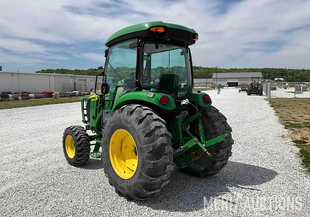Image of John Deere 4044R equipment image 2