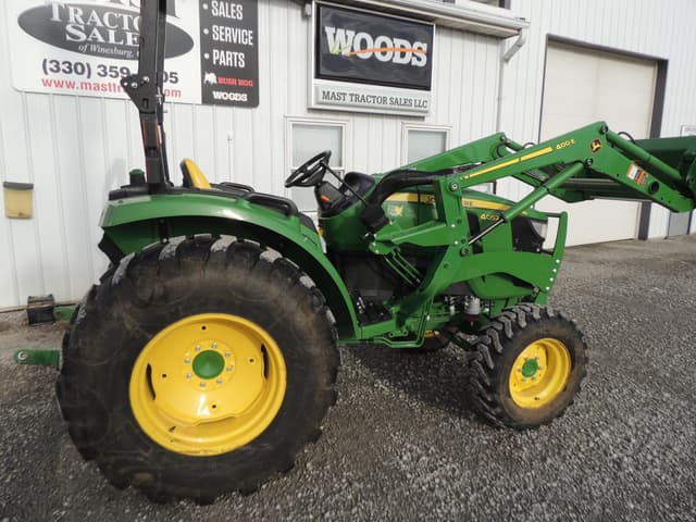 Image of John Deere 4052M equipment image 3