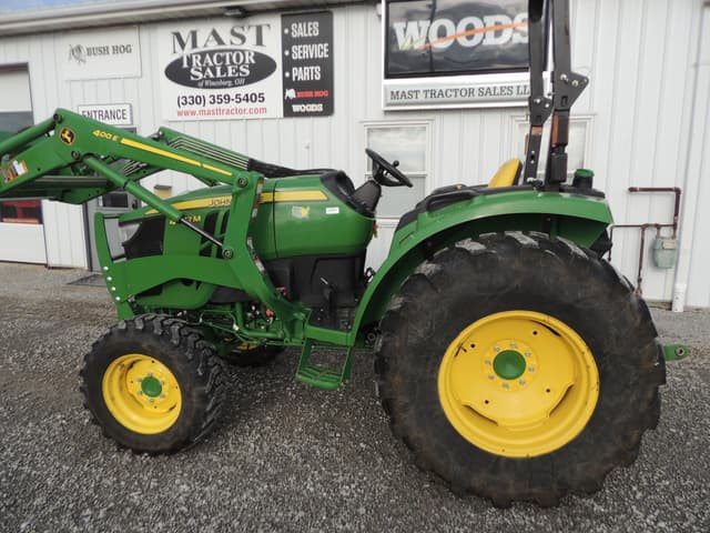 Image of John Deere 4052M equipment image 1