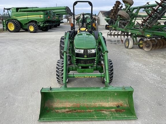 Image of John Deere 4052M equipment image 1