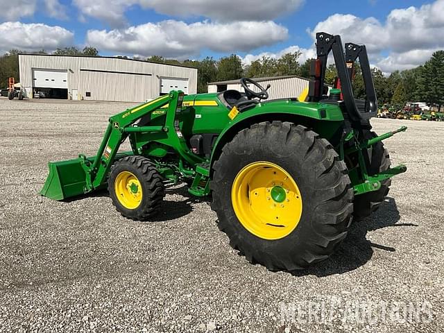 Image of John Deere 4052M equipment image 2