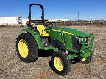 Main image John Deere 4052R
