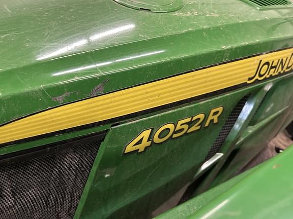 Image of John Deere 4052R equipment image 2