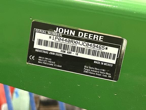 Image of John Deere 4052R equipment image 4