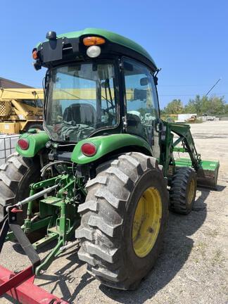 Image of John Deere 4052R equipment image 3