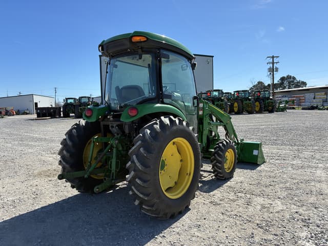 Image of John Deere 4052R equipment image 4