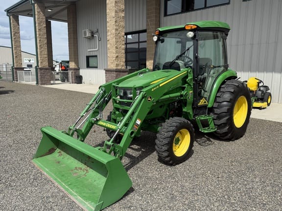 2018 John Deere 4052R Equipment Image0