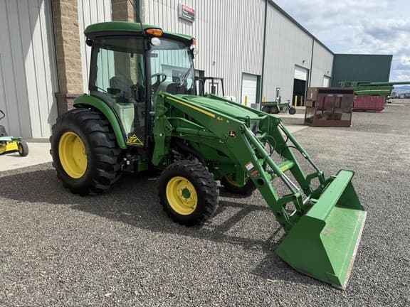 Image of John Deere 4052R equipment image 2