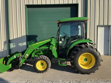 Main image John Deere 4052R